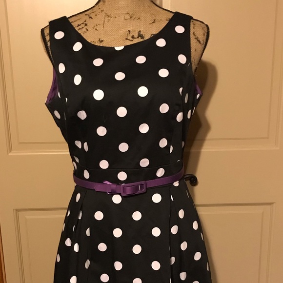 🌺White House Black Market Dress - Picture 2 of 8